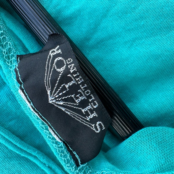 Hollister Bundle of 3 Small Tank Tops! Costal tank tops, striped tank - Picture 8 of 8